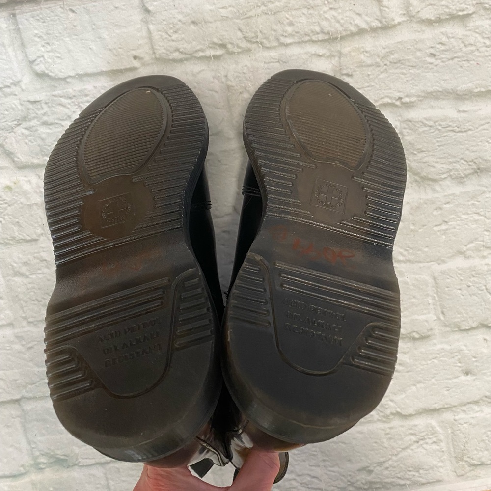 Dr. Martens Black Leather Chelsea Ankle Boots - Picture 8 of 11